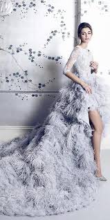 Fark Yaratmak Isteyen Gelinlere Ozel 30 Muhtesem Renkli Gelinlik Modeli Gelin Elbisesi Gelinlik The Dress