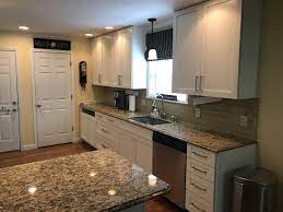 Find sparkling and attractive white subway tile at alibaba.com that are solely designed to beautify the space. Santa Cecilia Granite Sw Alabaster Shaker Cabinets Brushed Nickel Hardware Khaki Subway Tile Backsplash Shaker Cabinets Sw Alabaster Subway Tile Backsplash