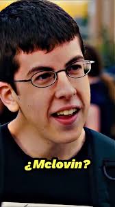 En China hay seguridad por todos lados: cámaras por montones 🎥, registros  biométricos y vigilancia 24/7 👁️. A usted ya lo tienen fichado, pilas...  ahí le dejo el dato 😏