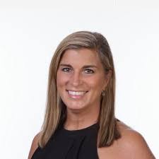 Ashlee James's Instagram, Twitter & Facebook