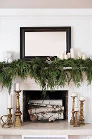 30 Inspiring Fireplace Mantel Decorating Ideas For Winter Holiday Fireplace Decor Holiday Fireplace Christmas Mantel Decorations