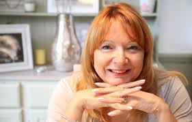 Art event and raffle to raise money for Motor Neurone Disease Association