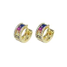 Com pedras coloridas verde, azul claro e azul escuro. Brinco Argola Zirconias Coloridas Bruna Semijoias Codigo Bb2969
