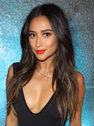 My hair broke off and went brassy really quickly. Shay Mitchell Now Has Blonde Highlights But Are They Real Allure