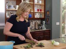 Tea Party For Two On Tomorrow S Trisha S Southern Kitchen Make One Of The Dishes Featured Trisha S Southern Kitchen Southern Kitchens Trisha Yearwood Recipes