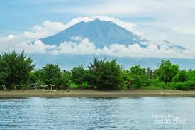 Jadi selain menikmati panorama alam, pengunjung juga bagi wisatawan asal kota banyuwangi sudah tidak bingung lagi untuk madatangi lokasi. Mengeksplorasi Keindahan Banyuwangi Di Ujung Timur Pulau Jawa