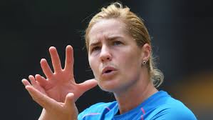 Women's Ashes: Australia's Beth Mooney