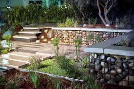 Today i build a very large and sturdy elevated raised garden bed for some of my vegetables. Build Raised Flower Beds Benches And Gabion Fences Yourself Gabions In The Garden Interior Design Ideas Ofdesign
