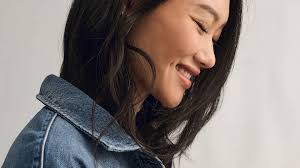 Designer Sarah Johnson builds