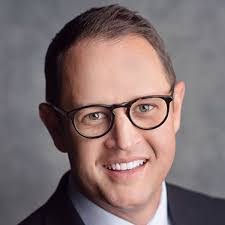 Justin Winslow's Instagram, Twitter & Facebook