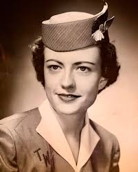 I have been going through my parents' things and came upon this delightful  2005 Tribune article that highlighted Helen Wulff. She was such a gem!!!
