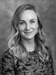 Laura Willis's Instagram, Twitter & Facebook