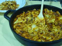 Descubre las recetas manchegas más populares y disfruta de su cocina tradicional y deliciosa. Gazpacho Manchego Currycurryquetepillo