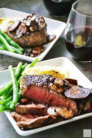 Pan Seared Sirloin Steak Dinner For Two Just In Time For Valentine S Day This Is The Perfect Meal F Romantic Dinner Recipes Steak Dinner Steak Dinners For Two