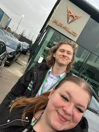 keeley cox (@keelsERAC)