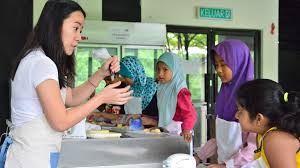 The inaugural tuanku bainun young changemakers awards were given to three changemakers on nov 16 in conjunction with universal children's day. Culinary Pusat Kreatif Kanak Kanak Tuanku Bainun