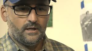 Artist Interviews /// Curator Franklin Sirmans visits artist Chris Beas