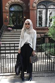Kim kardashian west experiments with a sleek platinum gray with a dark and dramatic center part. 15 Tips You Should Consider For A Fabulous Winter Hijab Style