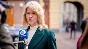 Nummer 7 op de lijst van het cda. Staatssecretaris Mona Keijzer Heeft Corona Kabinet Moet Zich Laten Testen Nos