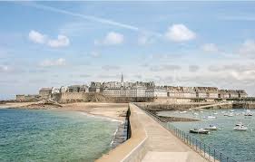 St malo is best known as being a breeding ground for privateers, who based themselves in the st servan district (although to see how they lived you should head back intra muros to hôtel d'asfeld). Ferienhaus St Malo Frankreich Fbi052 Novasol