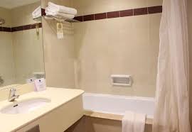 Hotel location only 10 minutes from city centre or jam gadang the icon of bukittinggi. Novotel Bukittinggi Bukittinggi Aktualisierte Preise Fur 2021