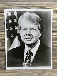 Vintage Black & White Press Photo Portrait 8x10 Jimmy Carter Black Suit  Flag