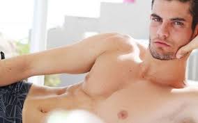 23 (born aug 30th, 1997). Big Brother Diogo Santana E Novo Candidato Do Bb Mas Ja Deu Nas Vistas Em Programa Da Sic