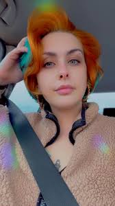 Merchant Monday! Hey everyone! I'm currently taking new clients at the Babe  Cave ! I would really love to help you freshen up your style or be your go  to for general