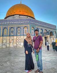 Noor hayati kamarzaman, kakak kepada pengasas produk dherbs, datuk aliff syukri. Biodata Ringkas Dan Foto Aiman Hazeem Adik Datuk Aliff Syukri Iluminasi