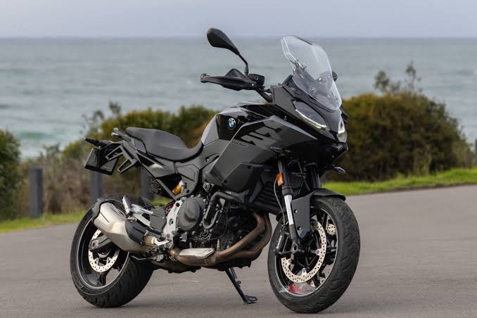 BMW F 900 XR