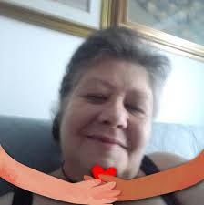 Tanti auguri Angela Finocchiaro! ❤️ La simpaticissima e poliedrica attrice  compie oggi 66 anni 🥂🎂