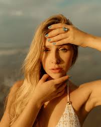 Enquanto estou de repouso, fotinhos de eu sendo linda e maravilhosa  🙌🏻🙌🏻🌈