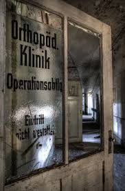 Pin Von տcᕼᗩkᗩᒪ Auf Lost Place Verlassene Orte Geheimnisvolle Orte Ruinen