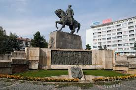 Deși a preluat tronul cu ajutorul imperiului otoman, mihai viteazul nu a avut relații bune cu acesta. PiaÈa Mihai Viteazul Din Cluj Napoca