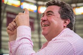 MVRHS ဘွဲ့ရများသည် အတိတ်ကို ဂုဏ်ပြုကြပြီး အနာဂတ်ကို မျှော်ကြည့်ကြသည်