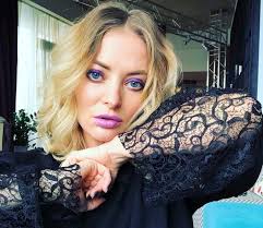 Răzvan simion urmează să devină tată din nou?! Delia Difficult Decision Why Can T The Beautiful Artist Have Children