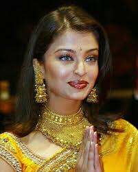 Aishwarya Rai Bachchan I Think She S The Most Beautiful Woman Ever Aishwarya Rai Aishwarya Rai Bachchan Aishwarya Rai Photo