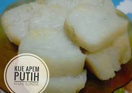 Kalau mau bikin sendiri di rumah, resep roti kukus meses berikut ini. Bagaimana Membuat Kue Apem Putih Khas Sunda Anti Gagal Resep Dapur Ema