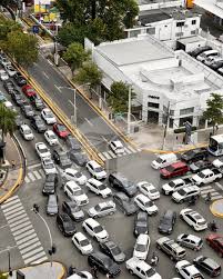 Listín - Caos en la capital dominicana por apagón de semáforos #ListínDiario | Facebook