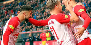 Info on the ticketing system, wheelchair spaces, other stadium tenants (e.g. Red Bull Salzburg Baut Tabellenfuhrung Mit 3 1 Gegen Sturm Aus Osterreichischer Fussball Derstandard De Sport
