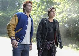 Riverdale is a television series for the cw/netflix, based on characters from archie comics. Riverdale Staffel 3 So Geht Es Fur Archie Und Jughead Weiter