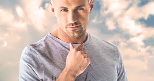 Uscita #MM "La sua bussola" di Con Riley