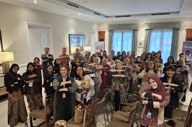 Girls take over" embassies in global gender equality campaign - ANTARA News