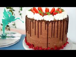 Furst Puckler Torte Mit Erdbeer Ganache Drip Effekt Erdbeer Schokocreme Torte Kuchenfee Youtube Erdbeer Kuchen Erdbeer Sahne Kuchen Kuchen Ideen