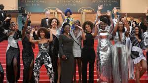 Noire n'est pas mon métier. Video Cannes 2018 Les 16 Co Auteures De Noire N Est Pas Mon Metier Prennent Possession Des Marches Lci