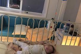 Penyebab tersebut dapat berupa hal yang ringan, tetapi ada juga karena seb. Syak Susu Tiruan Ibu Terduduk Lihat Najis Anak Berdarah Astro Awani