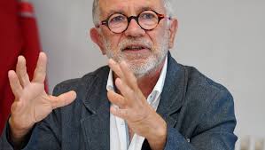 Aude : le député européen Éric Andrieu explique les effets de la future  Politique agricole commune