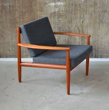 Vintage danish mid century modern wood sewing chair w seat storage peg leg. Pin Auf Interiors