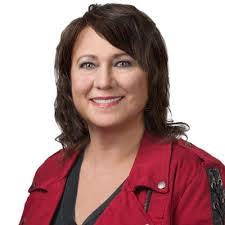 Diane Cagle's Instagram, Twitter & Facebook