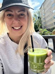 Hi, I'm Jen, a local Yoga Teacher and Sports Massage & Holistic Therapist.  I only discovered yoga when I turned 30